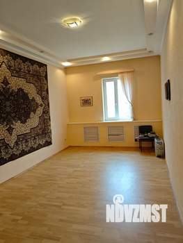 Дом 270м&sup2;, 2-этажный, участок 7 сот.  