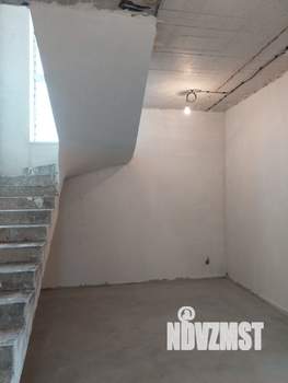 Дом 175м², 2-этажный, участок 6 сот.  