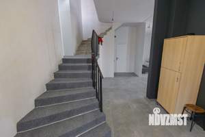 Дом 350м&sup2;, 3-этажный, участок 5 сот.  