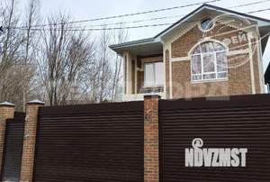 Дом 170м&sup2;, 2-этажный, участок 3 сот.  