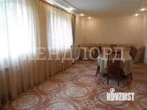 Дом 220м², 2-этажный, участок 7 сот.  