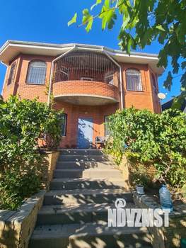 Дом 300м², 3-этажный, участок 7 сот.  