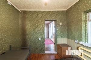 Дом 182м², 3-этажный, участок 3 сот.  