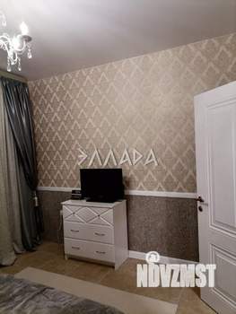 Дом 220м², 2-этажный, участок 6 сот.  