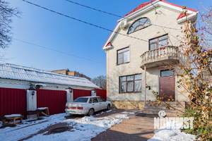 Дом 250м², 2-этажный, участок 3 сот.  