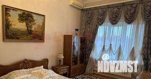 Дом 293м², 3-этажный, участок 4 сот.  