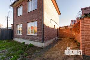 Дом 140м², 2-этажный, участок 3 сот.  