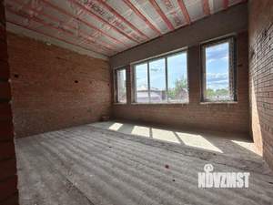 Дом 350м&sup2;, 3-этажный, участок 6 сот.  