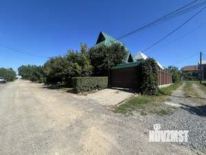 Дом 213м&sup2;, 3-этажный, участок 6 сот.  