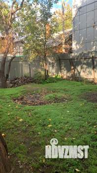 Дом 100м&sup2;, 2-этажный, участок 3 сот.  