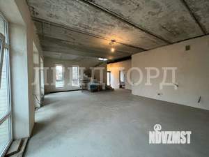 Дом 290м&sup2;, 2-этажный, участок 3 сот.  