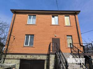 Дом 360м&sup2;, 2-этажный, участок 6 сот.  