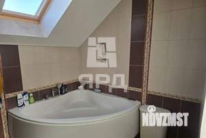 Дом 128м&sup2;, 2-этажный, участок 3 сот.  