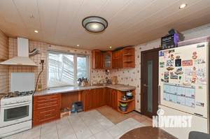 Дом 207м², 2-этажный, участок 4 сот.  