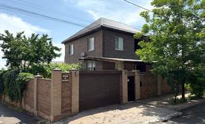 Дом 350м&sup2;, 3-этажный, участок 4 сот.  