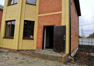 Дом 125м&sup2;, 2-этажный, участок 4 сот.  