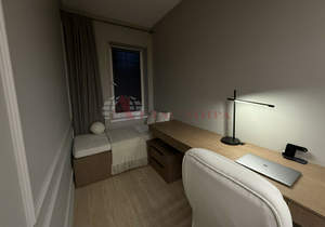 Дом 220м&sup2;, 3-этажный, участок 3 сот.  