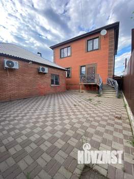 Дом 170м&sup2;, 2-этажный, участок 3 сот.  