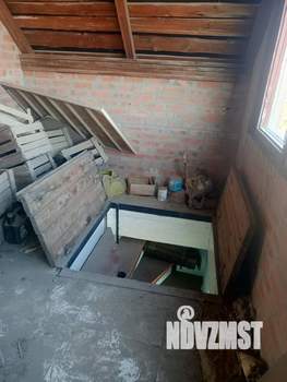 Дом 300м&sup2;, 3-этажный, участок 6 сот.  