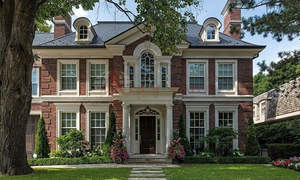 Дом 403м&sup2;, 3-этажный, участок 8 сот.  