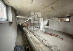 Дом 354м&sup2;, 3-этажный, участок 8 сот.  