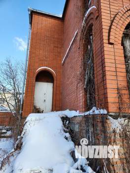 Дом 377м&sup2;, 3-этажный, участок 6 сот.  