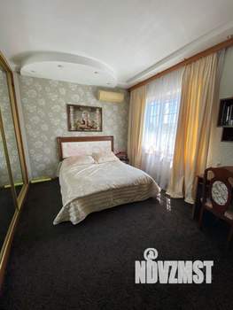 Дом 118м&sup2;, 2-этажный, участок 4 сот.  