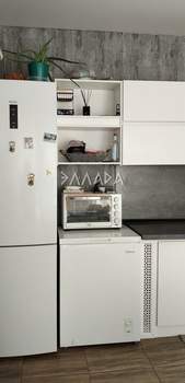 Дом 100м&sup2;, 2-этажный, участок 1 сот.  