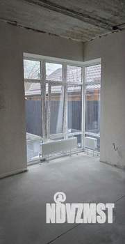 Дом 195м&sup2;, 2-этажный, участок 3 сот.  