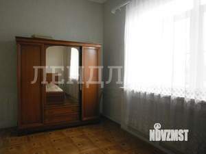 Дом 525м&sup2;, 2-этажный, участок 5 сот.  