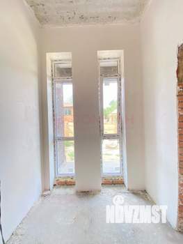 Дом 204м&sup2;, 2-этажный, участок 3 сот.  