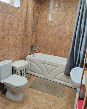 Дом 140м², 2-этажный, участок 5 сот.  