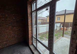 Дом 153м&sup2;, 2-этажный, участок 3 сот.  