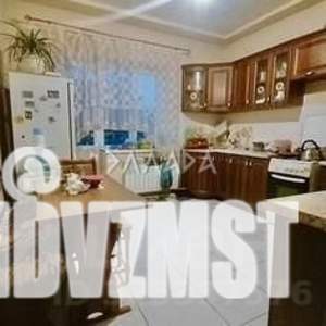 Дом 138м&sup2;, 3-этажный, участок 9 сот.  