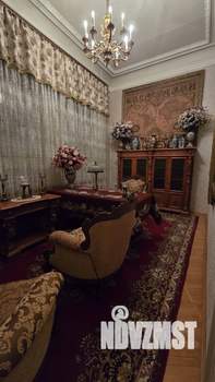 Дом 662м², 3-этажный, участок 7 сот.  