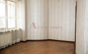 Дом 301м&sup2;, 2-этажный, участок 4 сот.  