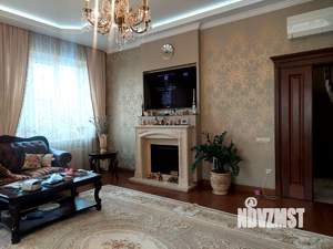 Дом 505м&sup2;, 2-этажный, участок 8 сот.  