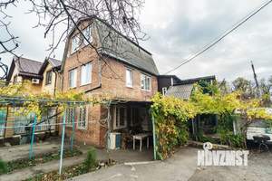 Дом 151м², 3-этажный, участок 6 сот.  