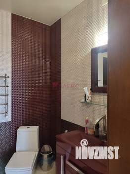 Дом 250м², 2-этажный, участок 3 сот.  