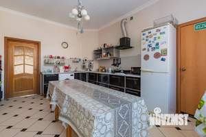 Дом 250м², 2-этажный, участок 3 сот.  