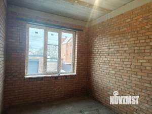 Дом 210м&sup2;, 2-этажный, участок 3 сот.  