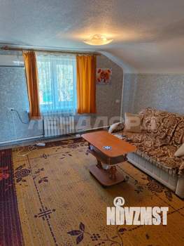 Дом 89м&sup2;, 2-этажный, участок 3 сот.  