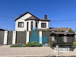 Дом 178м², 2-этажный, участок 8 сот.  