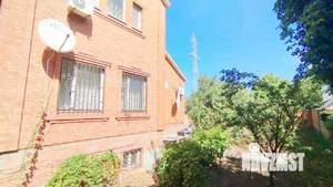 Дом 260м², 2-этажный, участок 6 сот.  