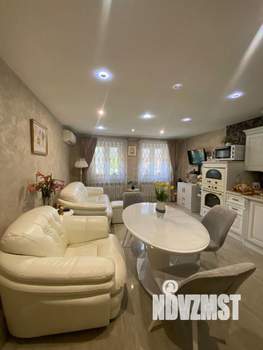 Дом 225м&sup2;, 2-этажный, участок 6 сот.  