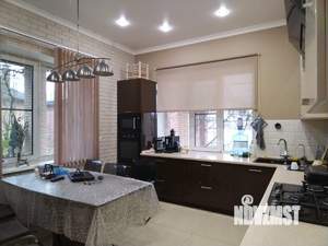 Дом 184м&sup2;, 2-этажный, участок 6 сот.  