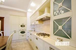 Дом 184м², 1-этажный, участок 4 сот.  