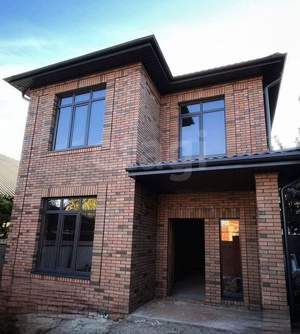 Дом 160м&sup2;, 2-этажный, участок 3 сот.  