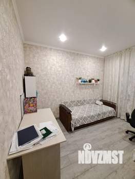 Дом 100м&sup2;, 2-этажный, участок 3 сот.  