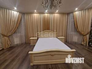 Дом 145м&sup2;, 2-этажный, участок 3 сот.  